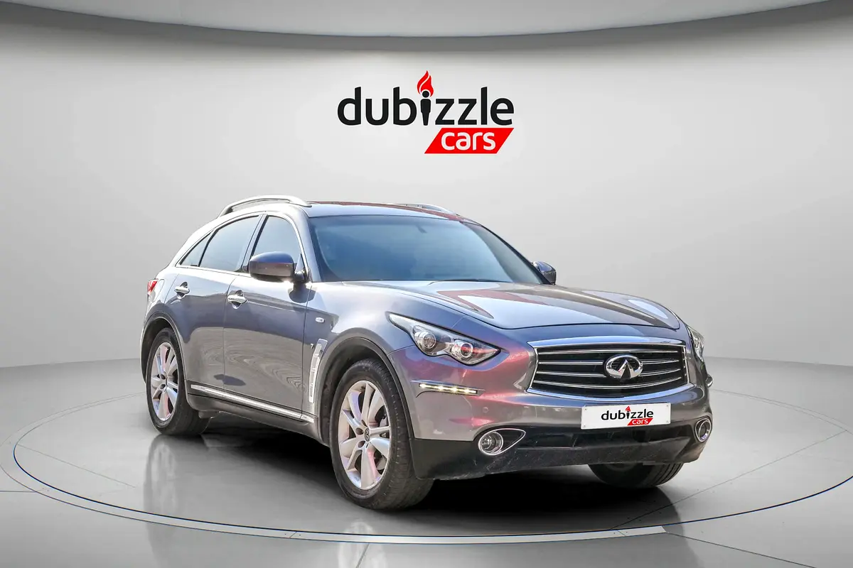 Infiniti QX70 2016 — photo 1 of 18