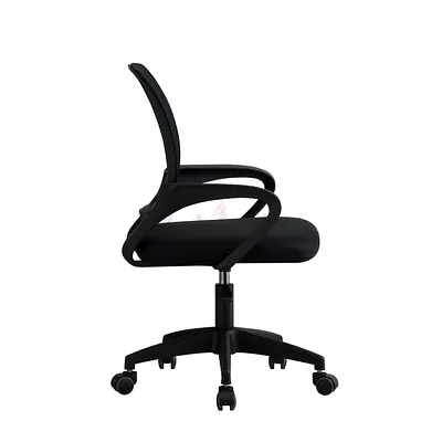 Comfortable Office Chair in Sleek Black