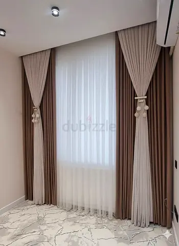 Elegant Two-Tone Curtains for Modern Interiors