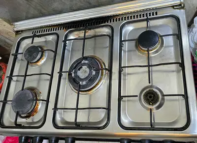 Used Stainless Steel 5-Burner Gas Stove