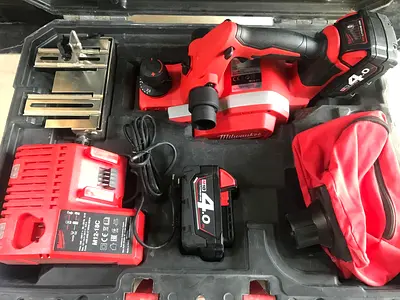 MILWAUKEE PLANER 18V