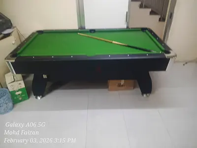 Pool table
