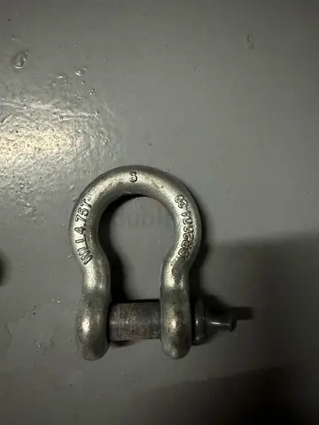 Heavy Duty Shackle for Rigging and Lifting
