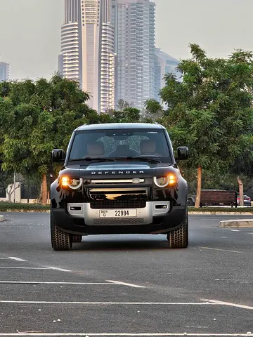 LAND ROVER DEFENDER 2024