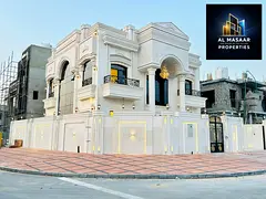 Ready-to-move-in villa for sale, close to all amenities - very spacious interior layouts and distinc