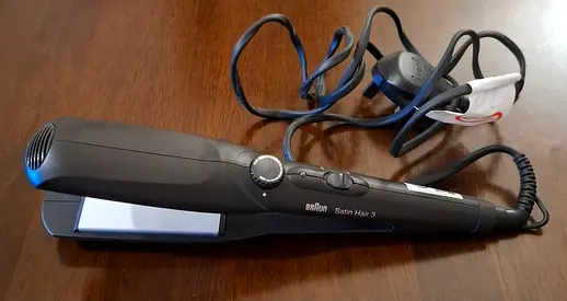 Braun Satin Hair 3 Straightener ST310 Black جهاز تمليس الشعر