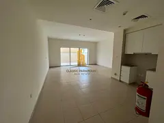 Spacious | Tenanted | Pool  Park Nearby