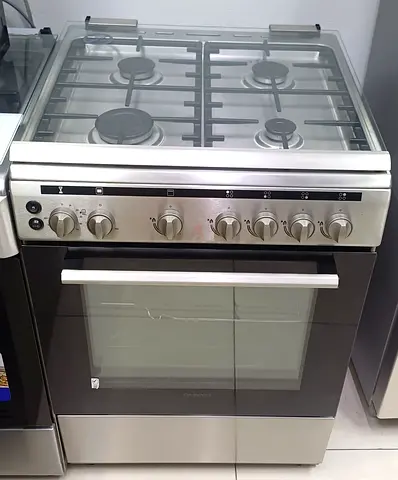 Daewoo heavy duty gas cooker 60×60cm