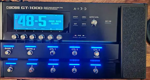 BOSS GT-1000 Guitar Effects Processor + Carry Case