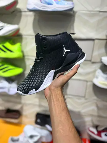 Stylish Black And White Jordan Sneakers for Sale..Best Price, No Negotiation