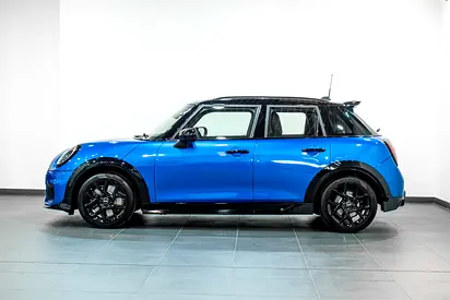 صورة 2 لـ 2025 MINI COOPER