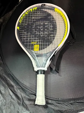 Tennis racket