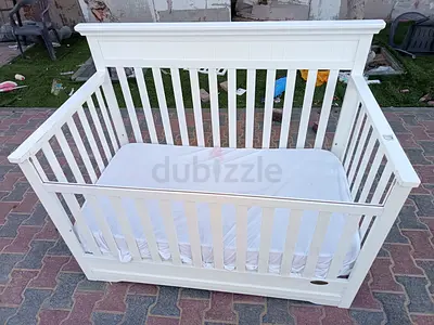 White Wooden Baby Crib with Mattress – Good Condition