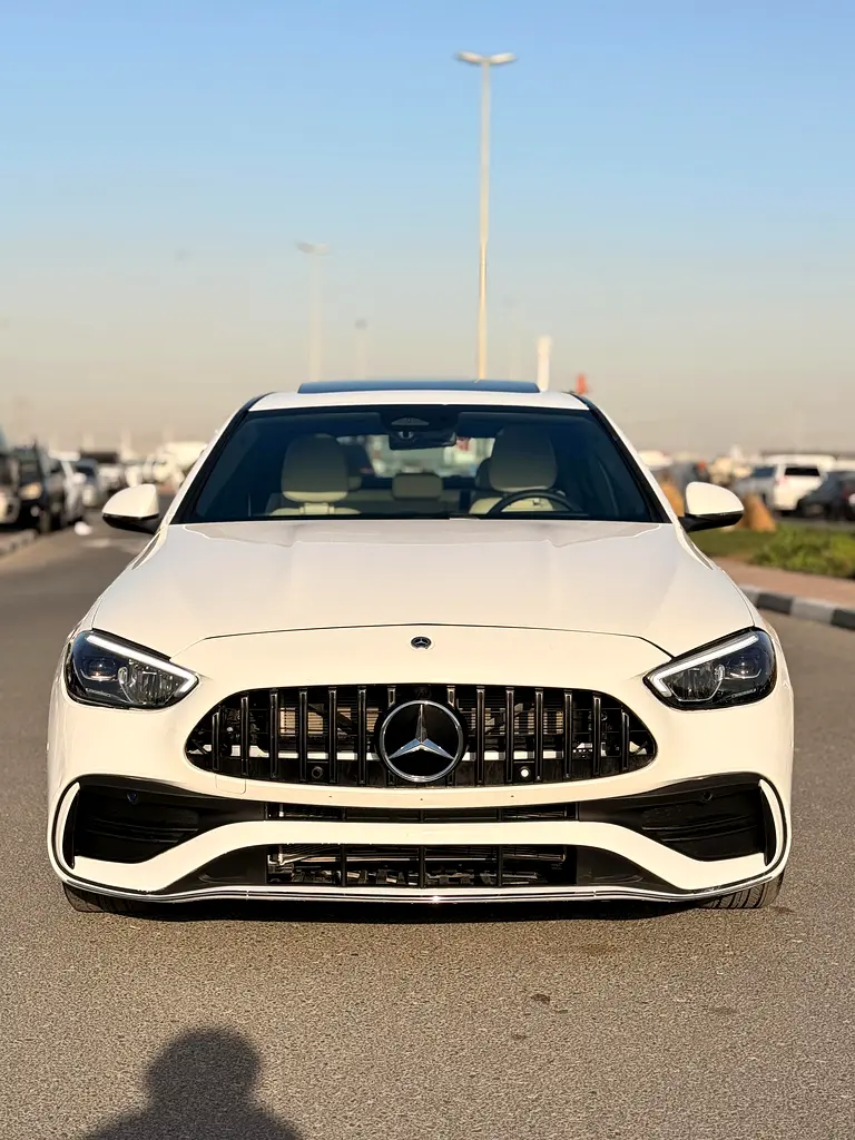 Mercedes-Benz C-Class 2025 — photo 1 of 20