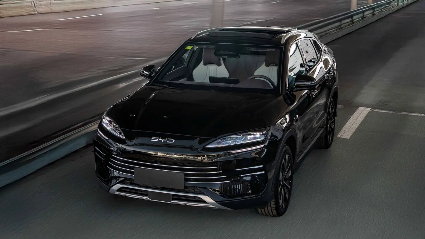 BYD Song Plus 2025 — photo 1 of 15