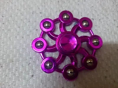 purple spinner