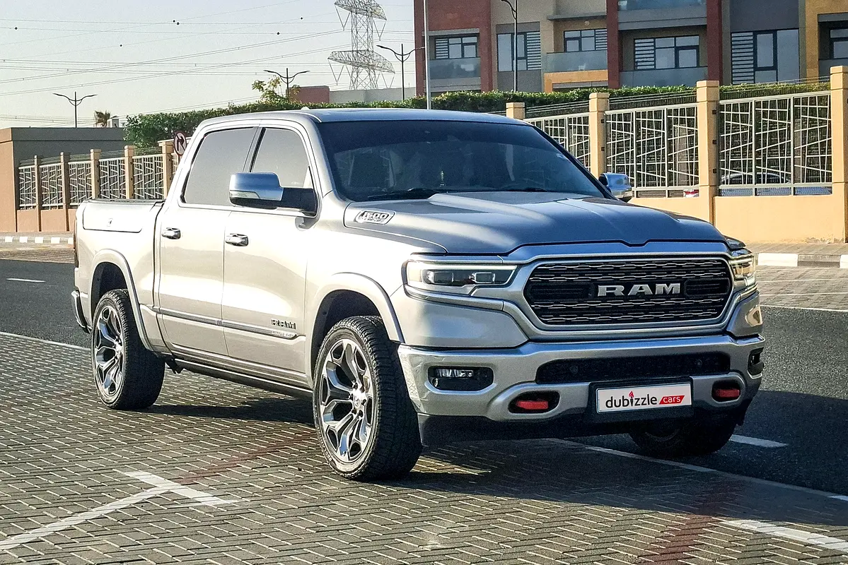 Dodge Ram 2020 — photo 1 of 16