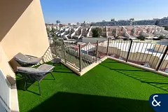 Converted Studio I 694 Sqft I Upgraded