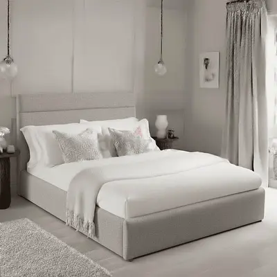 Brand new Queen size bed storage bed family bed nd medical mattress Queen bed double bed