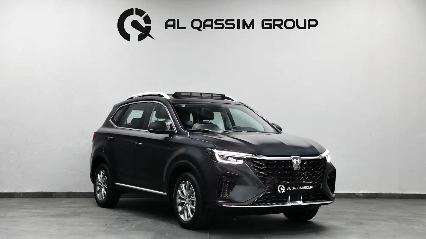 Roewe RX5 2025 — photo 1 of 16