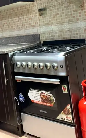 Sturdy and Reliable Cooking Range with Gas Oven