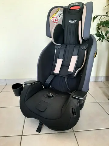 Graco car seat for sale.