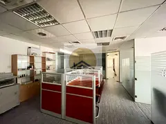 Office Near Metro 1365 Sqft Wth 135k Rent