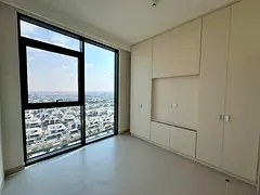Vacant | Pool &amp; Park View | Chiller Free