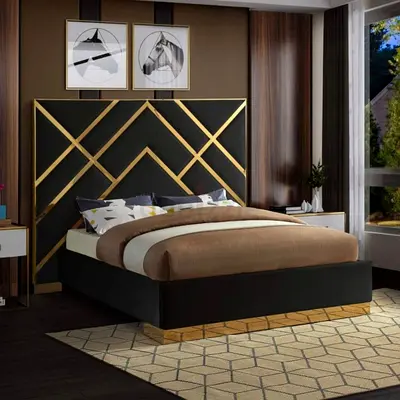 Elegant Modern Bed with Chic Headboard