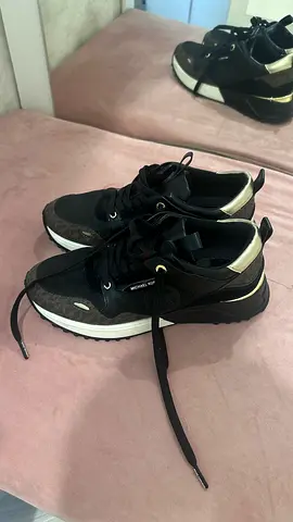 Mk 38 size Sport Shoes