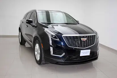 XT5 Luxury AWD 2.0L V4