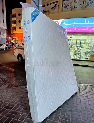 180x200cm King size mattress. Same day delivery available