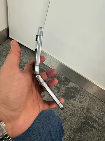 Samsung Flip 5 (Urgent Sale)