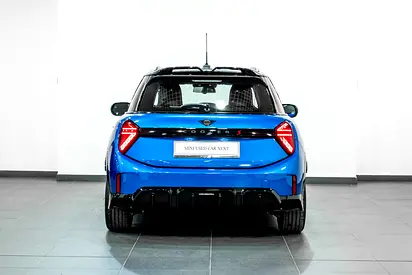 صورة 5 لـ 2025 MINI COOPER