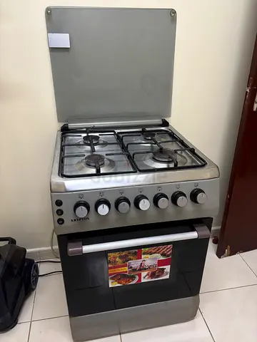 Used Gas Range for Sale - Excellent Condition