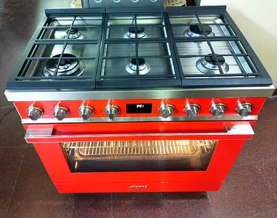 Smeg New Model. CPF9GMR1//  Top 6 Burner Gas With OVEN Electric Cooker  Made Italy 90cm