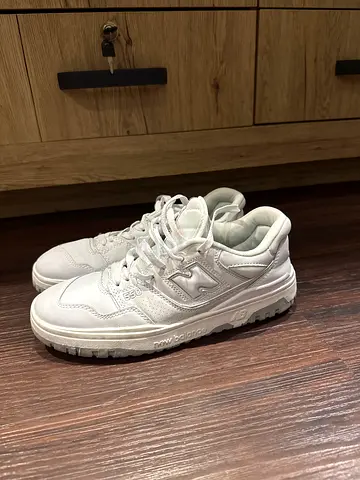 New balance white shoes