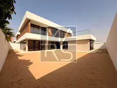 Luxury 5-Bedroom Villa with Premium Finishes with Driver Room