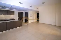 COMMUNITY LIVING | PRIME LOCATION | SPACIOUS UNIT