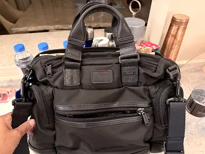 Stylish Tumi Black Messenger Bag for Sale