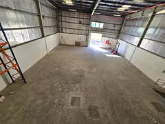 Warehouse for rent in Dubai Investment Park