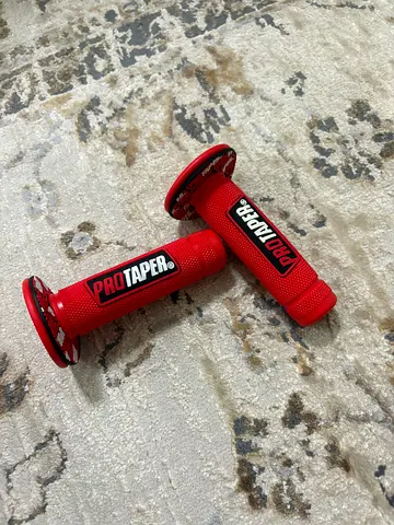 Pro taper grips