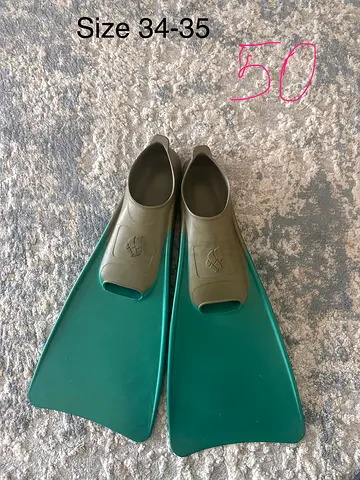 Fins size 34-35