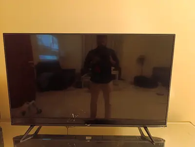 TCL 55” Smart TV – Broken Screen – For Parts / DIY