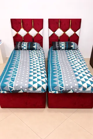 Stylish Twin Bed Set with Modern Design with almost new mattress