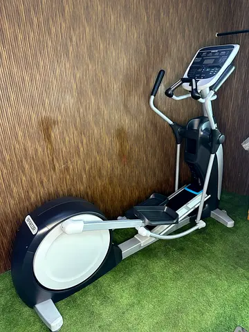 Precor heavy duty cross trainer USA brand