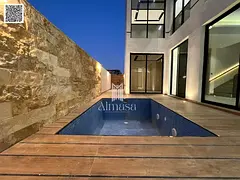 Modern villa on a main street,With swimming pool no registration fees.