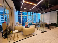 LAVISHED FULLY FURNISHED/PRIME LOCATION/VACANT