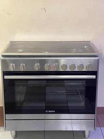 Bosch gas cooker 90cm good condition for sale with delivery