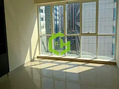 One Bedroom &amp; Balcony | Metro | Mall Of Emirates